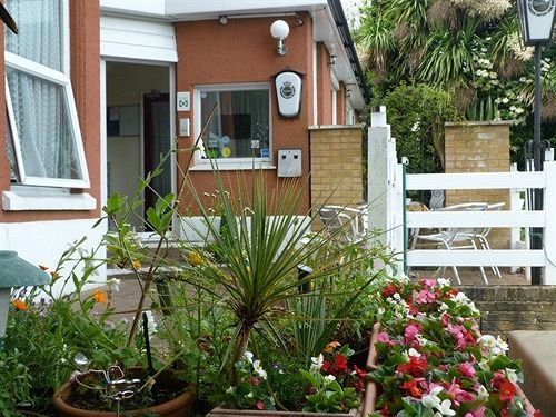 Oaklands House - Adults Only Hotell Brading Eksteriør bilde