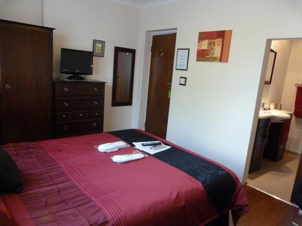 Oaklands House - Adults Only Hotell Brading Eksteriør bilde