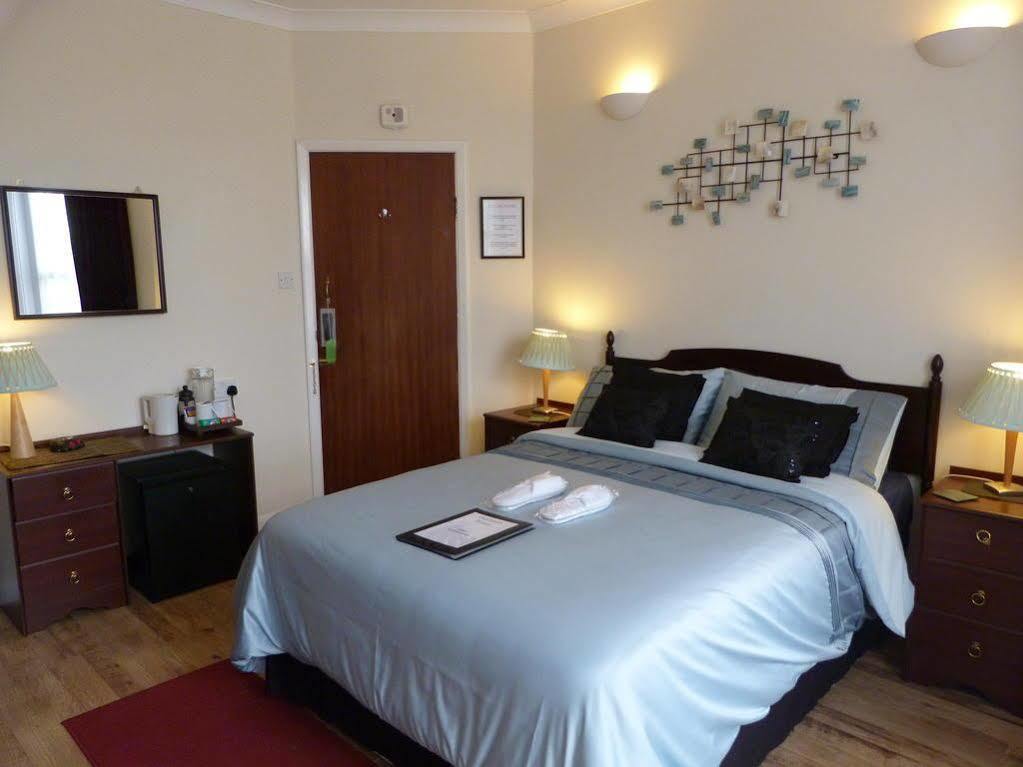 Oaklands House - Adults Only Hotell Brading Eksteriør bilde