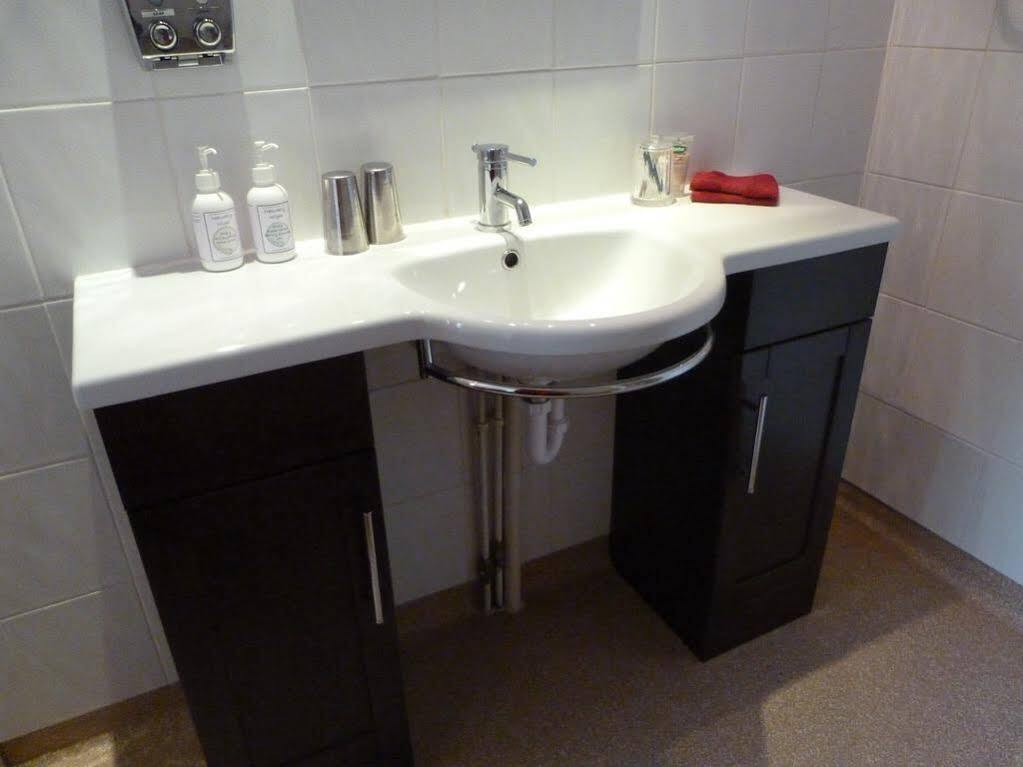Oaklands House - Adults Only Hotell Brading Eksteriør bilde